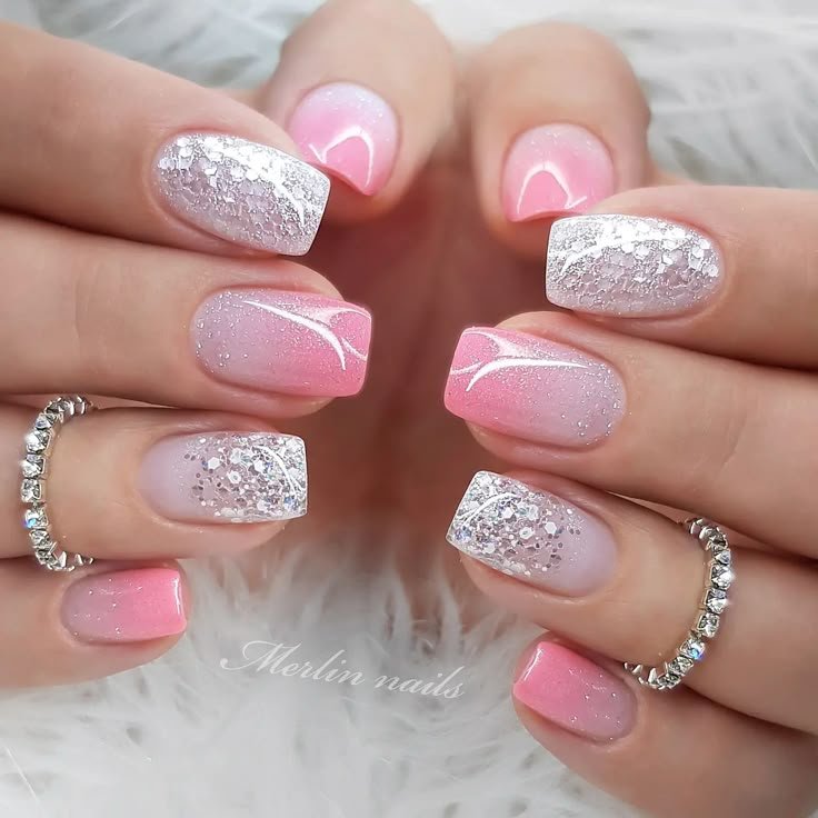 13+ Stunning Pink to White Ombre Nail Designs for a Chic 2025 Mani