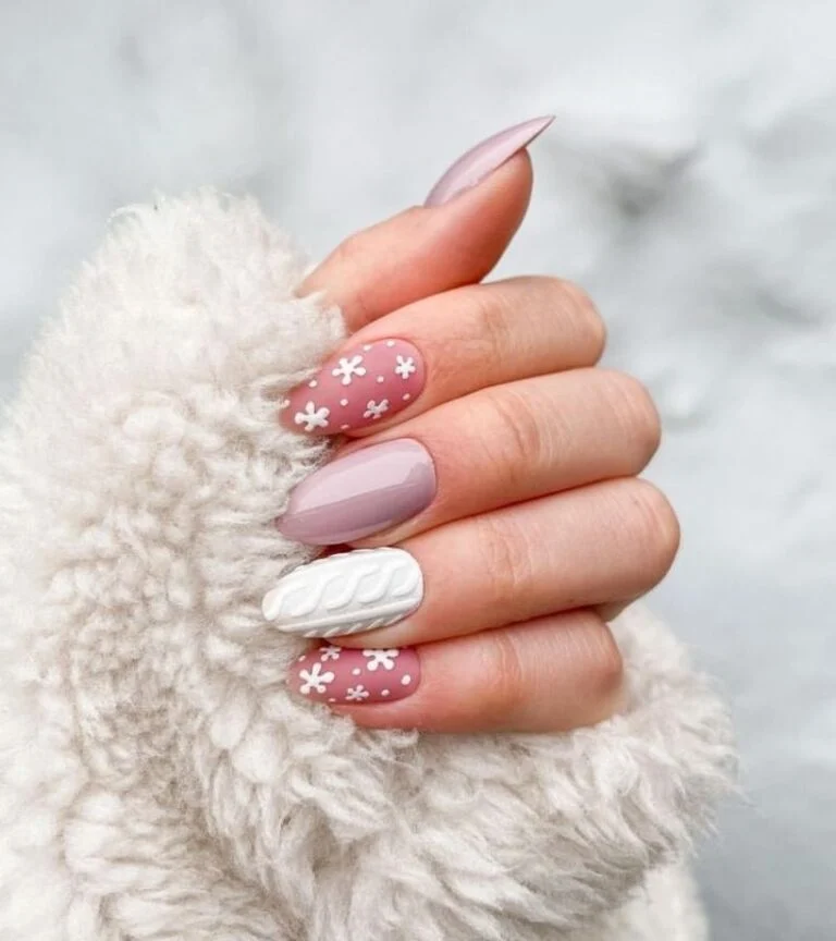 Stay Chic This Season: 7+ Classy Winter Nail Art Ideas for 2025