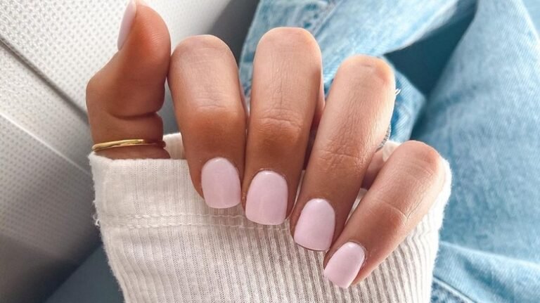 Elegant Vacation Nails